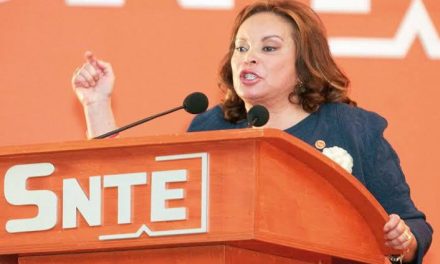 EL SINDICATO QUE DIRIGIÓ ELBA ESTHER GORDILLO ES INTOCABLE; GOBIERNO FEDERAL DECIDE DEJAR INTACTO EL FIDEICOMISO DE LA SNTE POR MIL 206 MDP