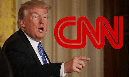 ‘’TONTOS BASTARDOS’’, ASÍ CALIFICÓ DONALD TRUMP A LOS TRABAJADORES DEL NOTICIERO CNN POR ASUSTAR A LA GENTE CON EL TEMA COVID-19