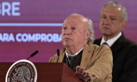 VÍCTOR TOLEDO MANZUR, EXTITULAR DE LA SEMARNAT DENTRO DEL GABINETE DE LA 4T, VUELVE A CRITICAR A AMLO, PERO ESTÁ VEZ ABIERTA Y PÚBLICAMENTE