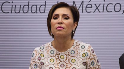 AMPARO DE ROSARIO ROBLES, DENEGADO; SUS CUENTAS BANCARIAS SEGUIRÁN CONGELADAS Y YA ESPERA AUDIENCIA INTERMEDIA