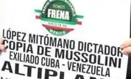 Y FRENAAA NO FRENA, PROTESTAN EN NUEVO LEÓN AFUERA DE OFICINAS DEL SAT Y EL PRESIDENTE ASEGURA QUE ESO ALIMENTA SU EGO