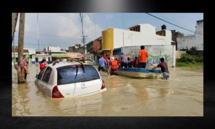 INUNDACIONES DEJAN CASI 200 MIL DAMNIFICADOS Y CASI 30 MUERTOS