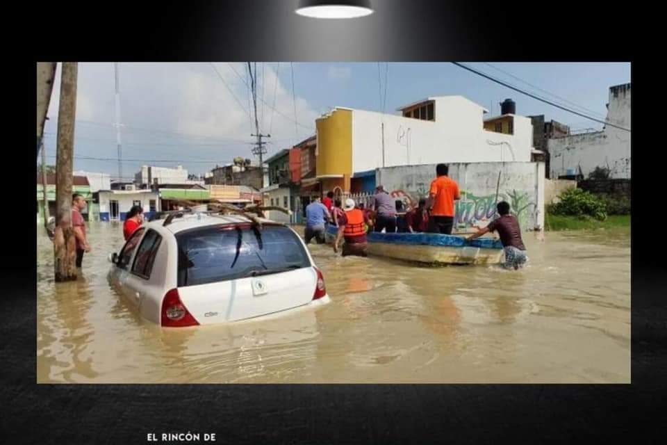 INUNDACIONES DEJAN CASI 200 MIL DAMNIFICADOS Y CASI 30 MUERTOS