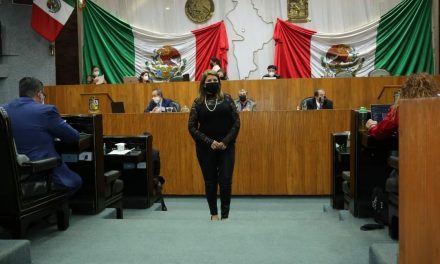 BEATRIZ DE LOS SANTOS, LEGISLADORA EJEMPLAR PIDE AL PAN QUE TODOS TOMEMOS ACCIONES Y NO SÓLO RESPONSABILICEN A LOS DEMÁS