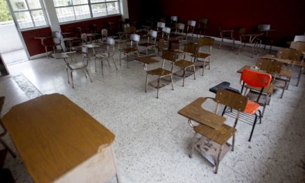 EL TERCER MUNDO ESTÁ LEJOS Y PEGA DONDE MÁS NOS DUELE: EN EL DESARROLLO ACADÉMICO; LA SEP ORDENA NO REPROBAR A ALUMNOS POR ESTE AÑO POR LA FALTA DE TECNOLOGÍA