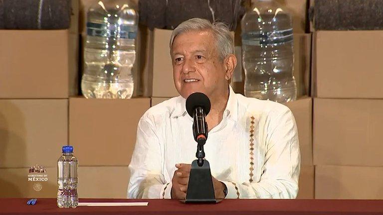 LE ‘INUNDAN’ CRITICAS A LÓPEZ OBRADOR POR CITAR A BIBLIA Y JUSTIFICARSE CON ESO EL POR QUÉ NO HA VISITADO LAS COMUNIDADES AFECTADAS PERSONALMENTE