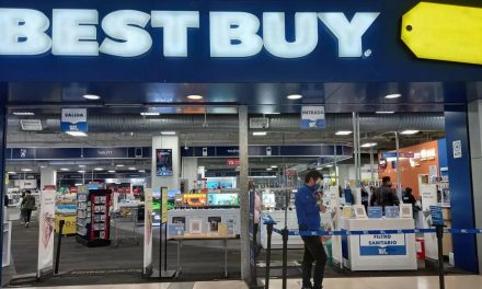 BEST BUY SE VA DE MÉXICO, PERO NO SIN ANTES PONER EN DESCUENTO TODO SU INVENTARIO, ¡TELEVISORES HASTA CON 50% DE DESCUENTO! PÁSELE PÁSELE