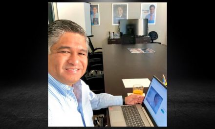 ENCAMINANDO A LA JUVENTUD PARA MEJORAR EL PRESENTE Y FUTURO DEL PAÍS; VÍCTOR FUENTES SOLÍS PARTICIPA EN VIDEOCONFERENCIA CON JÓVENES UNIVERSITARIOS PARA DAR CÁTEDRA SOBRE LA POLÍTICA LOCAL Y NACIONAL