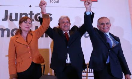 TATIANA CLOUTHIER YA DECIDIÓ MIRAR HACIA ADELANTE Y APOYAR EL PROYECTO DE LA 4T DE LA MANO DE SU JEFE, LÓPEZ OBRADOR