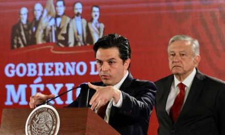 PARA COMPENSAR EL MAL MANEJO DE LA PANDEMIA, ANDRÉS MANUEL LÓPEZ OBRADOR DA COMIENZO AL PROCESO DE INSCRIPCIÓN PARA OTORGAR APOYOS ECONOMICOS A PERSONAS QUE PERDIERON FAMILIARES POR COVID-19, ¿QUÉ MÁS PODÍA HACER?