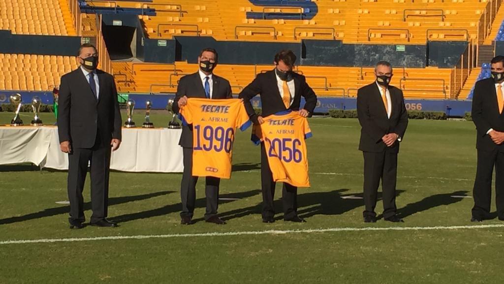 EL ACUERDO COMERCIAL ENTRE LA UNIVERSIDAD AUTÓNOMA DE NUEVO LEÓN Y SINERGIA DEPORTIVA POR 36 AÑOS ¿LOGRARÁ POR FIN DARLE A TIGRES EL TAN PROMETIDO STATUS DE “GRANDE”?