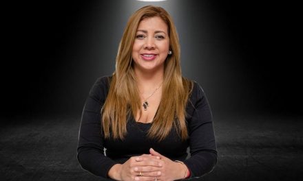 PAOLA GONZÁLEZ, LA VOZ FEMENINA QUE SIGUE FIRME POR LA CANDIDATURA A LA ALCALDÍA DE MONTERREY POR LA COALICIÓN ‘’JUNTOS HAREMOS HISTORIA’’