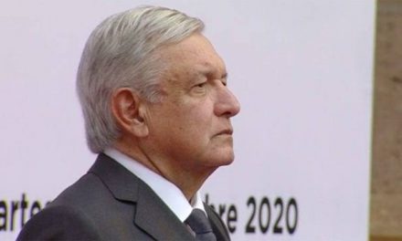 SEGÚN AMLO, GATELL LE RECOMIENDA QUE NO USE CUBREBOCAS, ¿ESO HARÍA UN BUEN DOCTOR? O ¿CÓMO ESTÁ ESO? ¡EL PERTENECE AL GRUPO VULNERABLE!