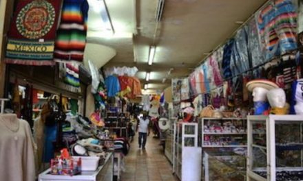 ¿TIENE PLANEADO IR AL MERCADO JUÁREZ?, CUIDADO QUE ACABA DE ESTAR ENTRE LLAMAS UN NEGOCIO