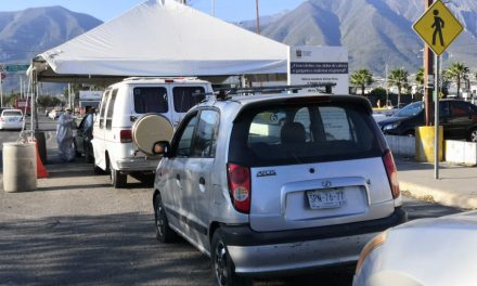 PRIMER DÍA DE ATENCIÓN EN EL 2021 Y MÓDULOS DRIVE THRU YA LUCEN LLENOS DE GENTE Y CON MUCHO TRABAJO A CONSECUENCIA DE LAS FIESTAS