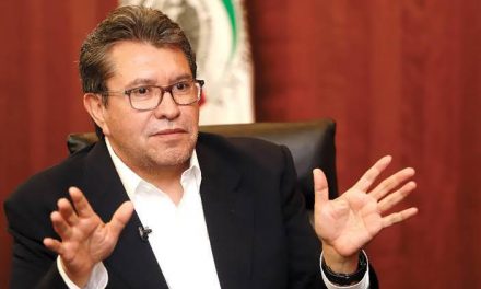 RICARDO MONREAL Y SU PROTAGONISMO INNECESARIO, SEÑALA QUE LÓPEZ OBRADOR NO HA PEDIDO LICENCIA, ¡NO SE PREOCUPEN… NOSOTROS LE PREGUNTAMOS!