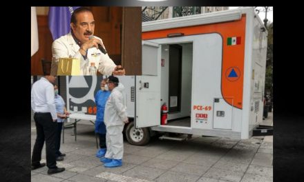 MANUEL DE LA O SEÑALA QUE LA CIUDADANÍA SATURA MÓDULOS DRIVE THRU PORQUE QUIEREN LA PRUEBA COMO ‘’PASAPORTE’’ Y ACUDIR A MÁS FIESTAS Y REUNIONES FAMILIARES