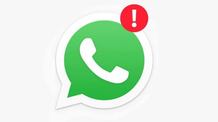 CONTINÚA LA CRISIS EN WHATSAPP; ADVIERTEN BAJA DE CUENTAS POR USO INDEBIDO