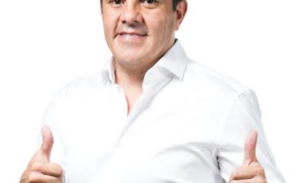 AHORA RESULTA, REVELAN QUE CUAUHTÉMOC BLANCO, GOBERNADOR Y EXFUTBOLISTA NO UTILIZA TARJETAS DE CRÉDITO PORQUE SON PARA… ¡POBRES!