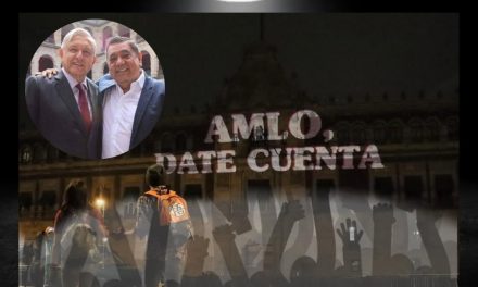 AMLO “DATE CUENTA” FRASE LAPIDARIA PROYECTADA EN PALACIO NACIONAL <br>