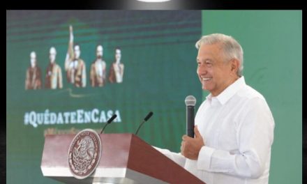 AMLO LLENA DE ELOGIOS A CAMPECHE EN SU TOUR PRESIDENCIAL 