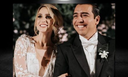 DE FIESTA POR SU ANIVERSARIO DE BODA JESUS NAVA AGRADECE EL APOYO DE SU FAMILIA, AMIGOS Y PRINCIPALMENTE SU ESPOSA; SIN EMBARGO, NO DEJA DE TRABAJAR NI EN ESTA FECHAS POR SANTA CATARINA