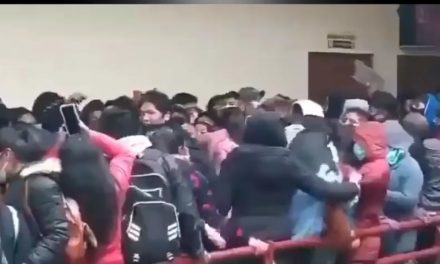 TRAGEDIA ESTUDIANTIL EN BOLIVIA DEJA AL MENOS CINCO PERSONAS SIN VIDA