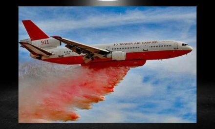 AVIÓN PARA COMBATIR INCENDIO EN SANTIAGO 