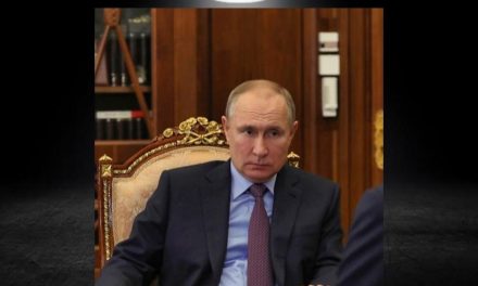 PUTIN ESPERANZADO DE LIBRAR EL COVID-19 PERO SUS CIUDADANOS NO LO RESPALDAN