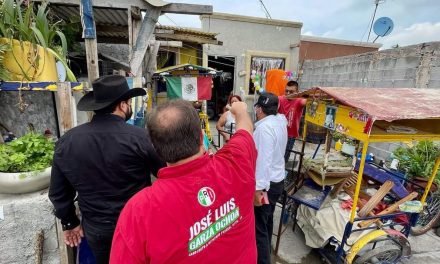 EL QUE NO AFLOJA EN SU TRABAJO DIARIO POR LA CIUDADANÍA ES JOSÉ LUIS GARZA OCHOA QUE SABE QUE LA CONTIENDA NO SERÁ SENCILLA, PERO CON SUS PROPUESTAS PUEDE SALIR VICTORIOSO EN SU DISTRITO <br>