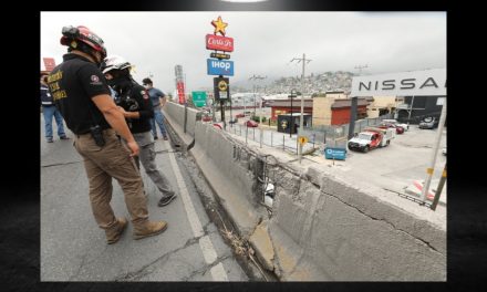 INICIAN EN MONTERREY REPARACIÓN DEL PUENTE DAÑADO POR ACCIDENTE VEHICULAR