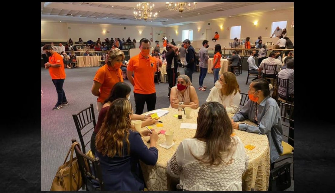 SANDRA PÁMANES Y LOS CANDIDATOS A DIPUTADOS LOCALES, SE REUNEN CON VECINOS DEL MONTERREY <br>