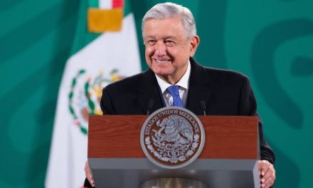 FIEL A SUS CREENCIAS, LÓPEZ OBRADOR ESPERA CON “ANSÍAS” EL REGRESO A CLASES PRESENCIALES EN JUNIO <br>