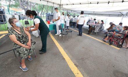 EN TAN SOLO DOS DÍAS, MÁS DE 100 MIL ADULTOS MAYORES DE MONTERREY SON VACUNADOS