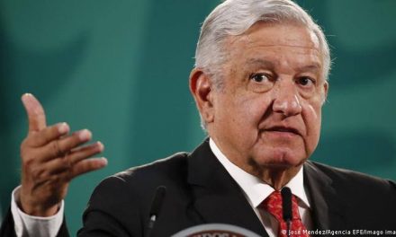 FRACASAN AL QUERER PROTESTAR CONTRA AMLO EN GUERRERO, UNA DE LAS ENTIDADES DONDE MÁS LO APRUEBAN