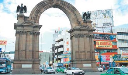 CIERRA MONTERREY DE MANERA TEMPORAL CRUCE DE PINO SUÁREZ Y MADERO