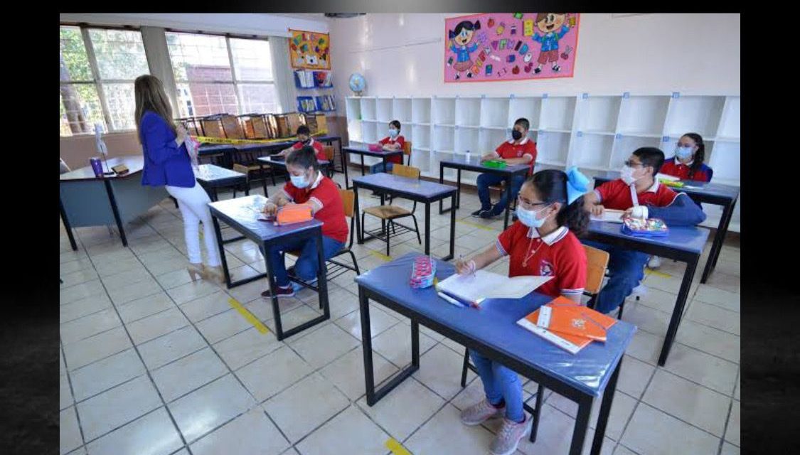 HASTA LA IGLESIA LE PIDE A ANDRES MANUEL QUE TOME MAYOR CONCIENCIA SOBRE EL REGRESO A CLASES PRESENCIAL