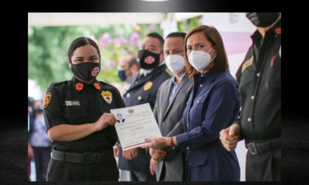 CRISTINA DÍAZ RECONOCER EL GRAN LABOR QUE HAN HECHO LOS BOMBEROS DEL MUNICIPIO DE GUADALUPE <br>