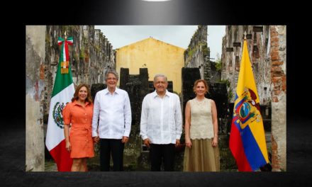 ANDRÉS MANUEL LÓPEZ OBRADOR CELEBRA JUNTO A PRESIDENTE DE ECUADOR CEREMONIA POR 200 AÑOS DEL TRATADO DE CÓRDOBA<br>