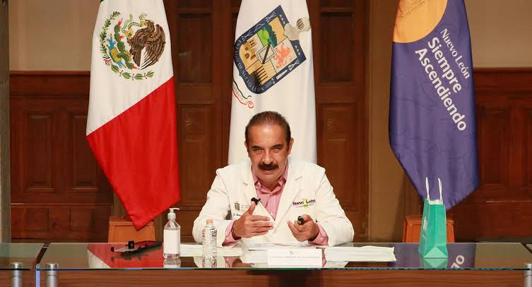 DESPUÉS DE LAS EXIGENCIAS DE VARIOS MUNICIPIOS POR VACUNAS EL DR. MANUEL DE LA O TOMÓ CARTAS EN EL ASUNTO PARA LA GESTIÓN DE MÁS DOSIS <br>