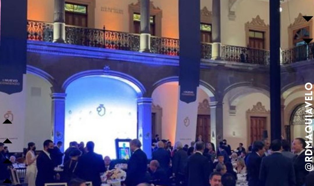 POLÍTICOS, EMPRESARIOS Y FAMILIARES DEl GOBERNADOR SAMUEL GARCÍA SE REÚNEN, EN LA CENA POSTERIOR A LA TOMA DE PROTESTA