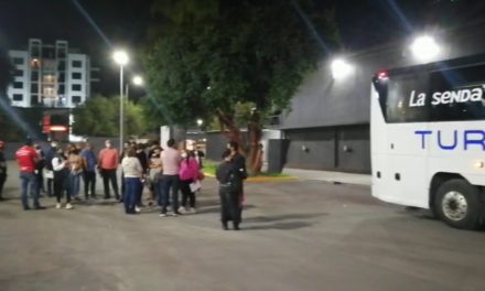 VIAJAN TRABAJADORES DE GRUPO CALIENTE Y SINTOLED A RECIBIR DOSIS CONTRA EL COVID EN ZONA TRASFRONTERIZA