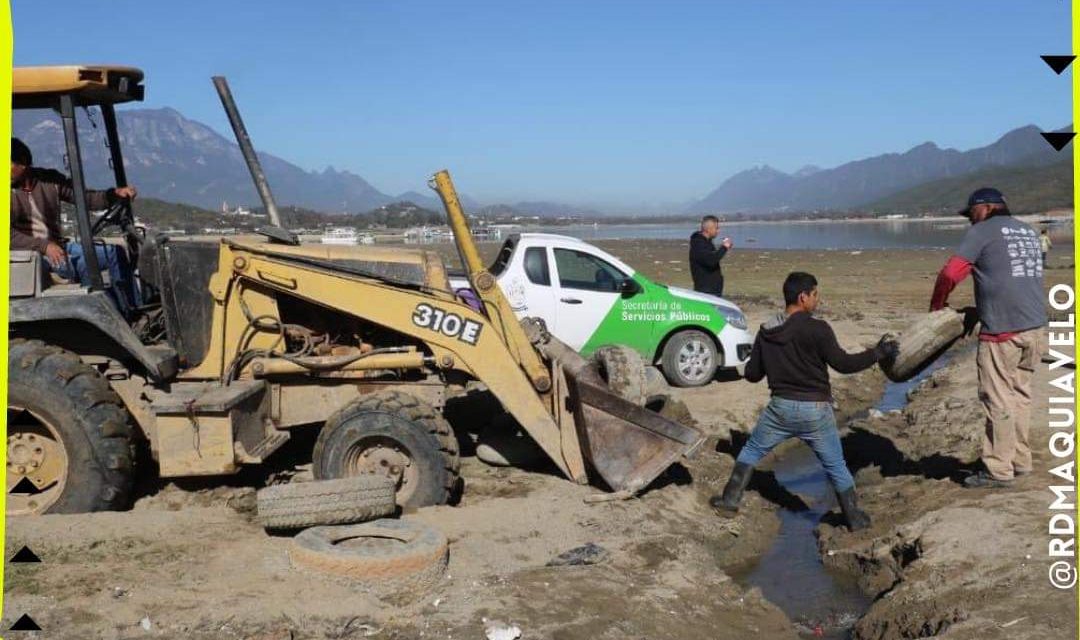 MIENTRAS TODOS SE PREOCUPAN DEL BAJO NIVEL DE AGUA EN LA PRESA DE LA BOCA, DAVID DE LA PEÑA ARRANCÓ OPERATIVO DE LIMPIEZA PARA CAPTAR MÁS AGUA