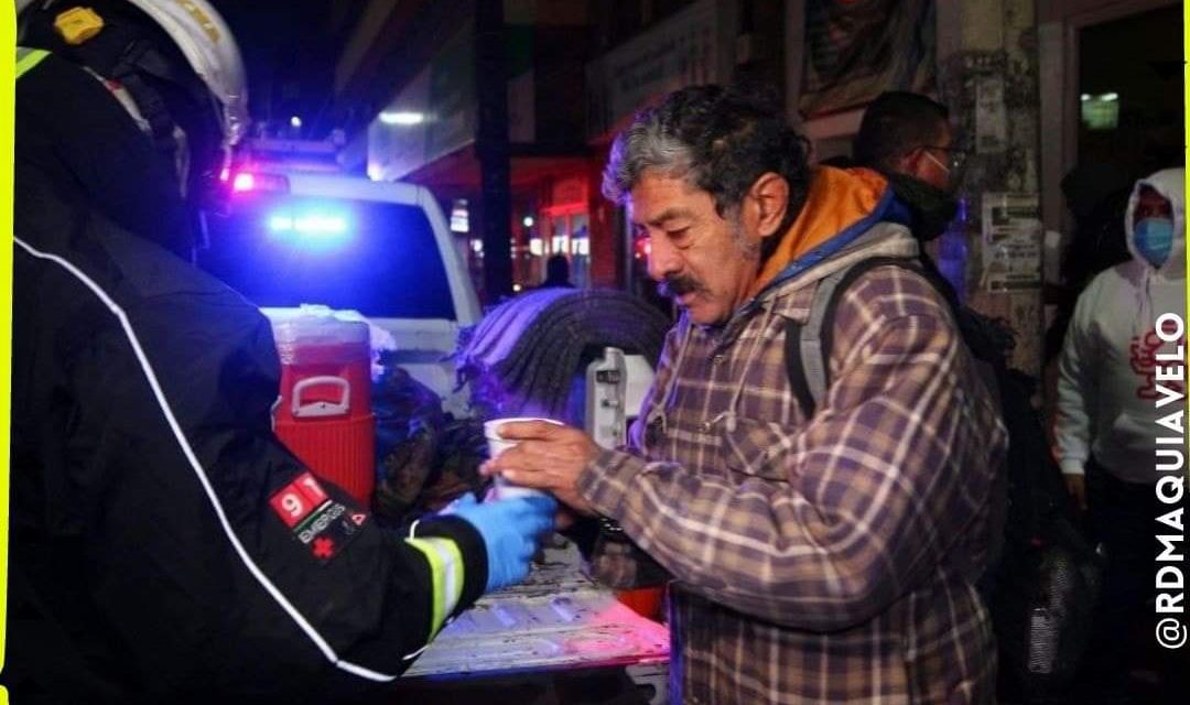 PROTECCIÓN CIVIL NUEVO LEÓN SE HACEN PRESENTE EN ESTE FRENTE FRÍO PARA APOYAR A LAS PERSONAS SIN HOGAR