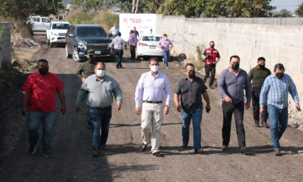 PRIORIZAN EN JUÁREZ A CIUDADANOS Y LES DAN ATENCIÓN OPORTUNA AL REPARAR CAMINO