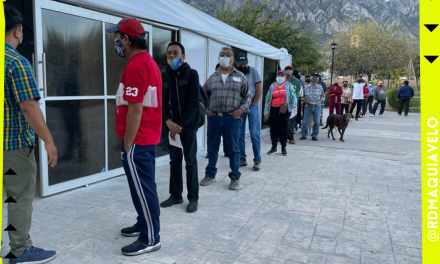 DESDE TEMPRANA HORA, LOS SANTACATARINENSES ACUDIERON A CUMPLIR CON SU RESPONSABILIDAD DEL PAGO DEL PREDIAL