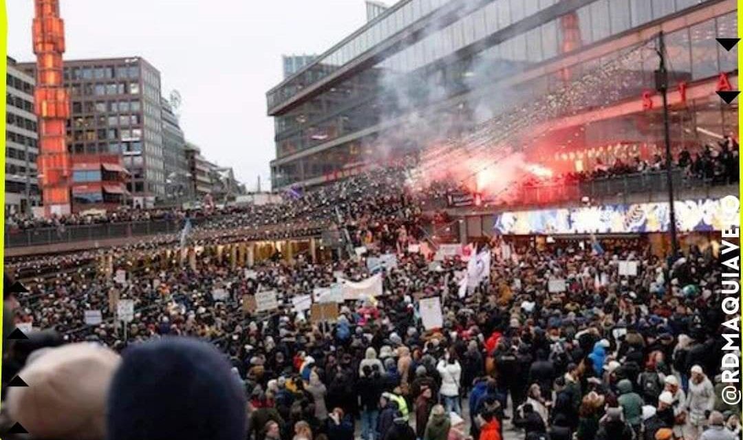 EN ESPAÑA RECHAZAN NUEVAS MEDIDAS QUE IMPONDRÁN A LOS “NO VACUNADOS” Y ORGANIZAN MARCHAS PARA PROTESTAR