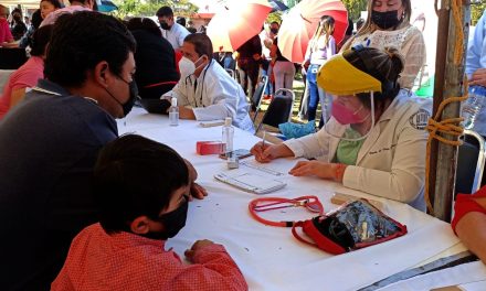 TIENEN JUARENSES APOYO CON BRIGADAS MÉDICO-EDUCAIVAS CERCANAS A SU CASA