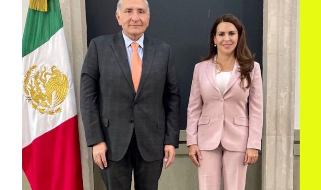 ADÁN LÓPEZ TITULAR DE SEGOB SE REÚNE CON CAROLINA VIGGIANO QUIÉN BUSCARÁ LA GUBERNATURA DE HIDALGO