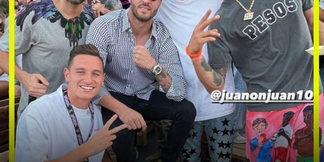 JUAN TOSCANO CELEBRA SU ANILLO DE NBA EN EL MACHACA JUNTO A JUGADORES DE TIGRES